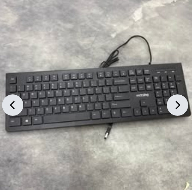 Monitor set con mouse y teclado